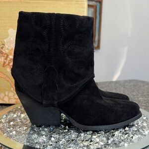 Very G Saylor Black skirt Heeled Boots NEW 6